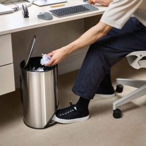 Thùng rác đạp Joseph Joseph ARC 10L - 30152 màu inox