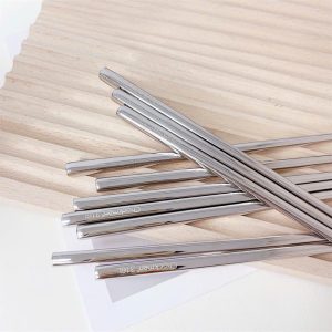 Hop 10 doi dua van dau dua Chockmen C59 11