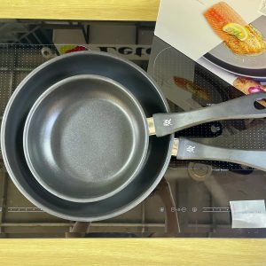 CHAO CHONG DINH WMF DEVIL 28CM 13