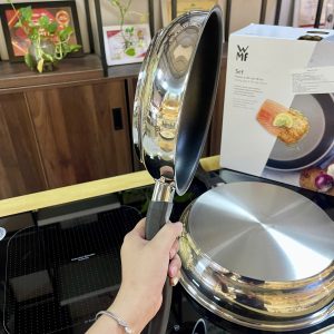 CHAO CHONG DINH WMF DEVIL 28CM 8