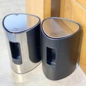 Thung rac co ban dap Joseph Joseph 70596 5L mau inox 3