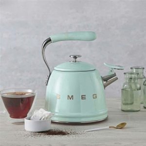 Ấm đun từ SMEG 2.3L có còi