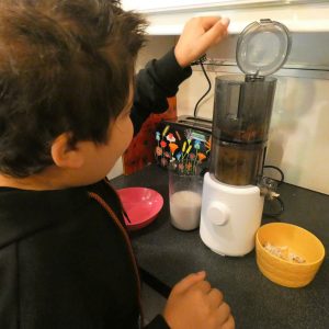 May ep cham Hurom H310A 9