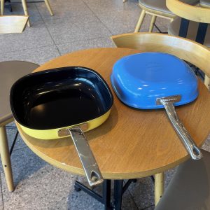 Chảo vuông chống dính gốm FRUTO sắc màu 24.5cm Chockmen - C500