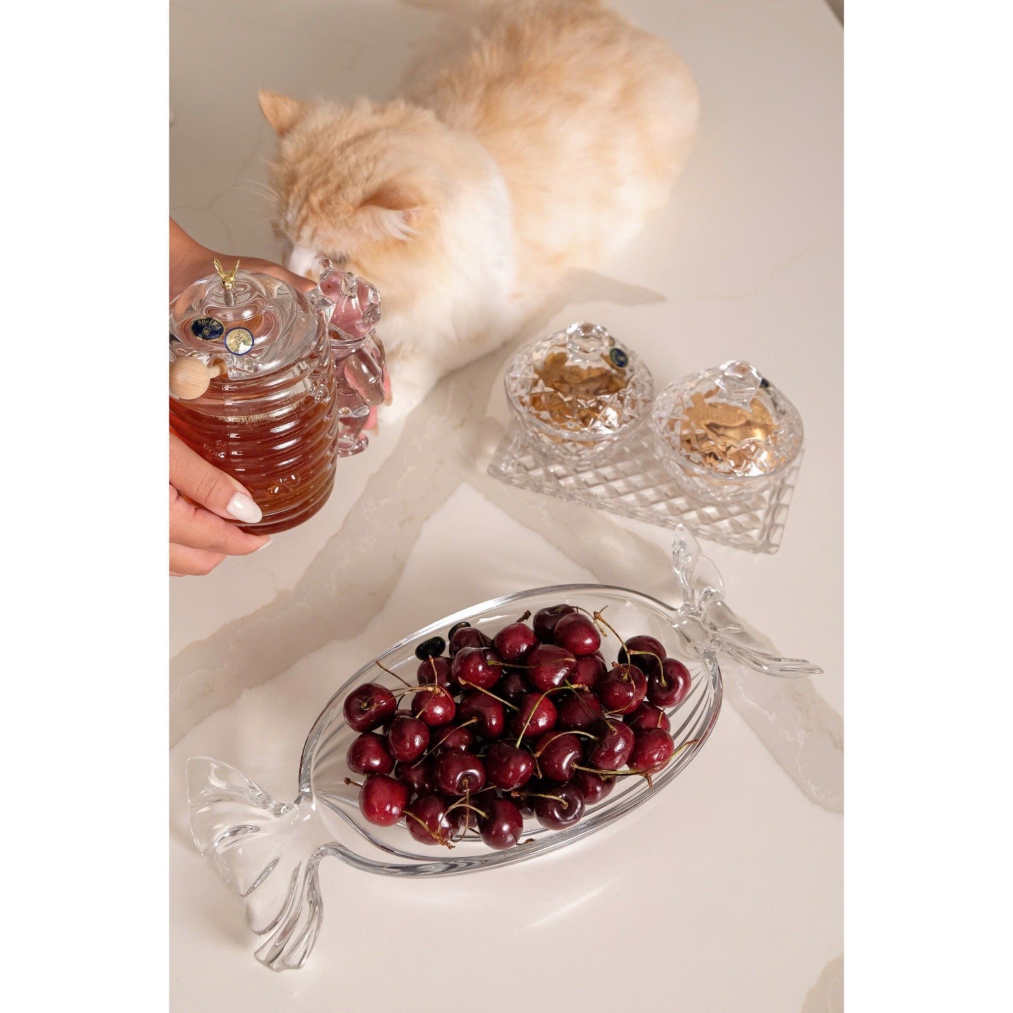 Đĩa sâu lòng Candy 34.5cm Bohemia Crystal 3 Dia sau long Candy 34.5cm Bohemia Crystal 3