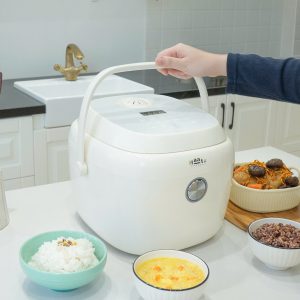 Noi com dien giam duong Haatz HRC160 9