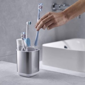 BỘ HỘP ĐỰNG BÀN CHẢI JOSEPH JOSEPH 70530