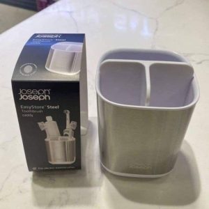 BỘ HỘP ĐỰNG BÀN CHẢI JOSEPH JOSEPH 70530 BO HOP DUNG BAN CHAI JOSEPH JOSEPH 70530 8