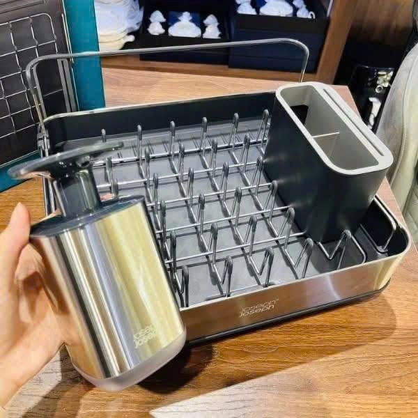 Set khay úp bát Extend Steel kèm bình xà phòng Joseph Joseph Rethink Sink 85189 1 Set khay up bat Extend Steel kem binh xa phong Joseph Joseph Rethink Sink 85189 1